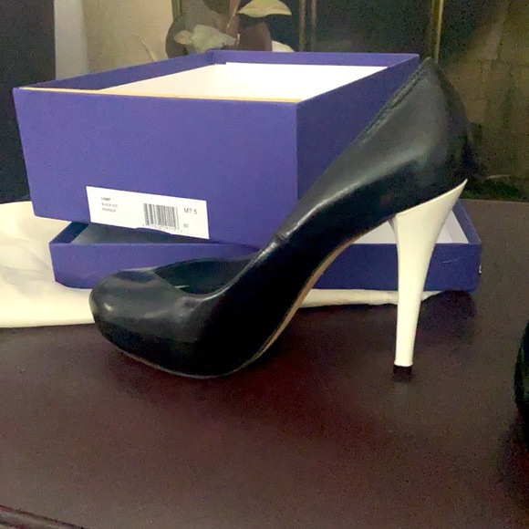 BRAND NEW Stuart Weitzman Black Kid Vamp platform peep toe two toned pumps - Picture 4 of 14